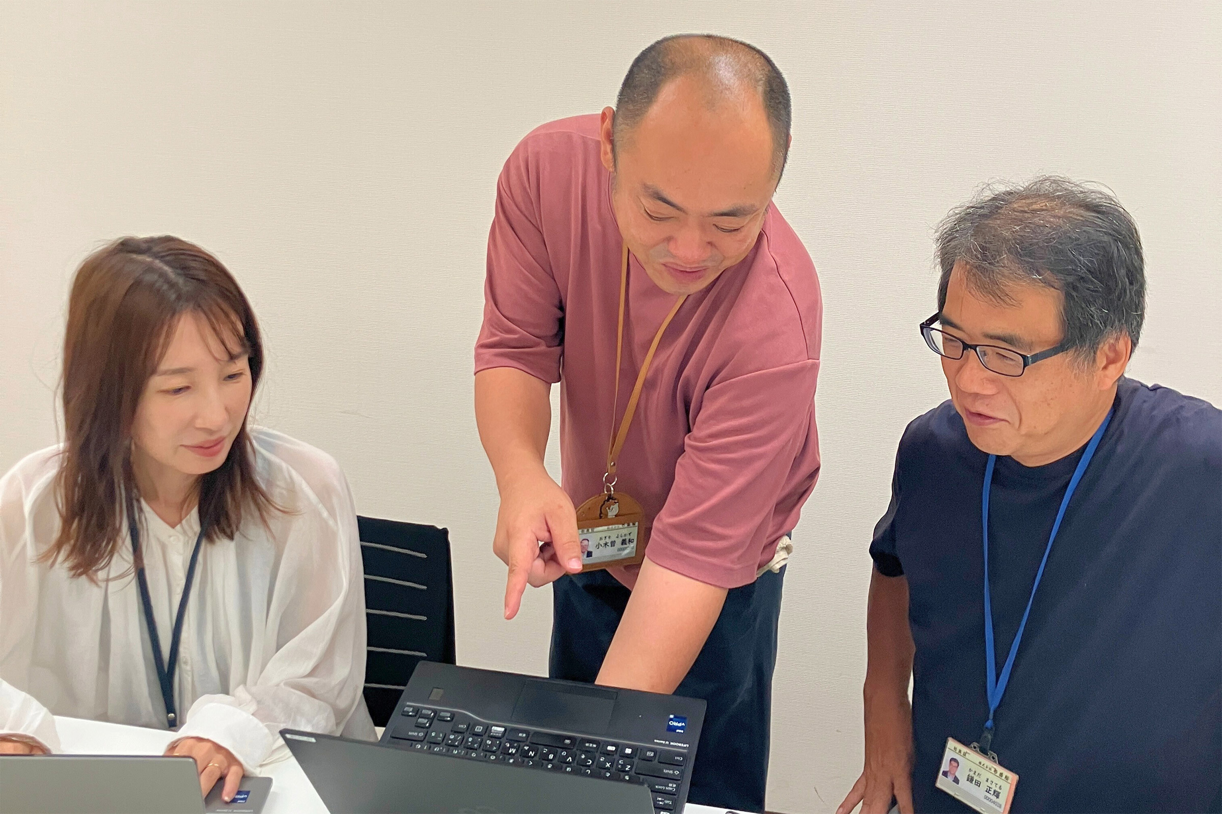 二重入力と時間制約を抱えた“本部ハブ”型運用
