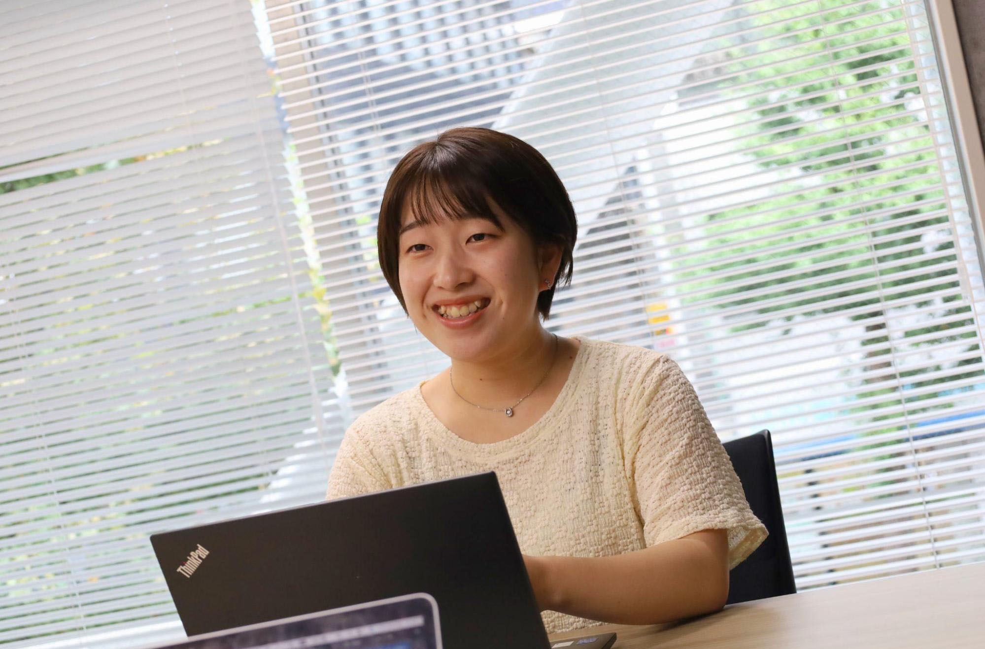 現場の声に向き合い、仕組みの裏側を支える毎日